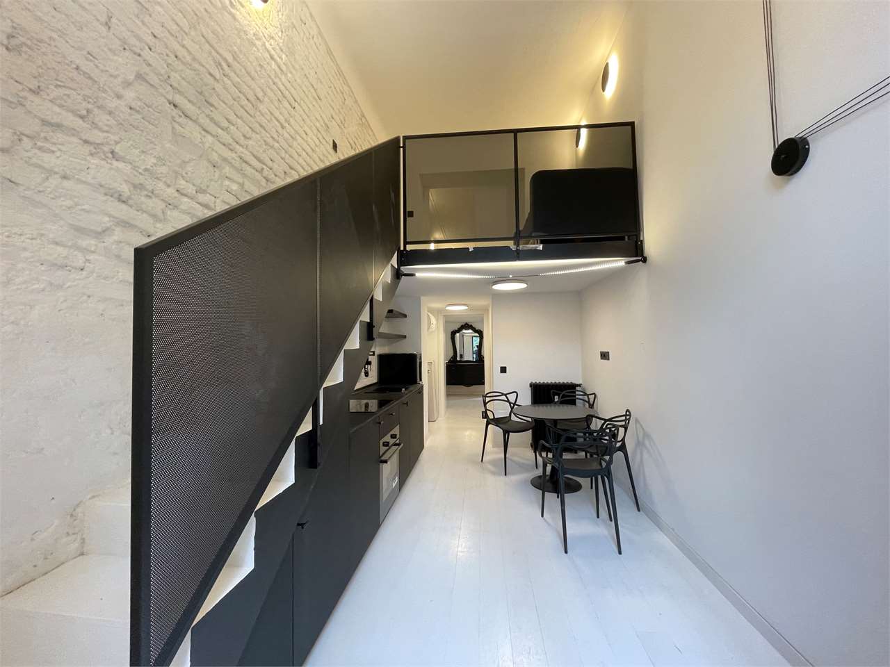 Appartamento in vendita a Milano (MI)