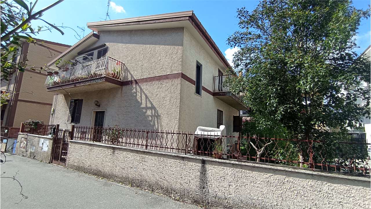 Villa in vendita a Roma (RM)