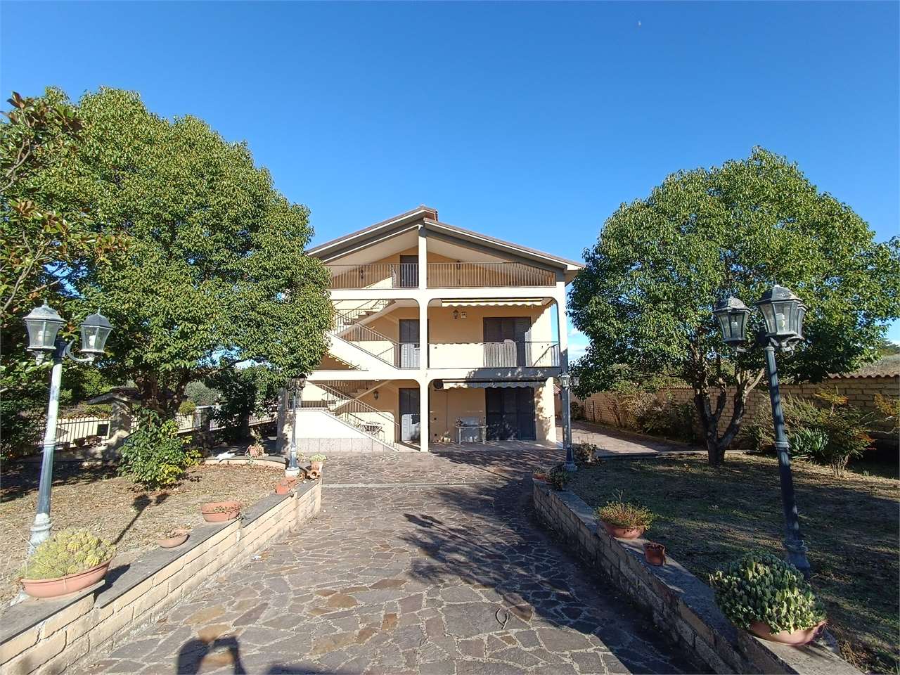 Roma Vendita Stabile / Palazzo