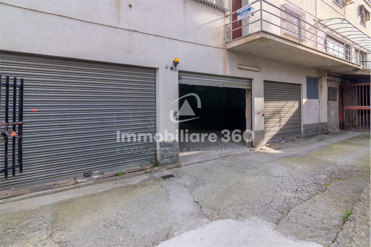 Cosenza Vendita Magazzino