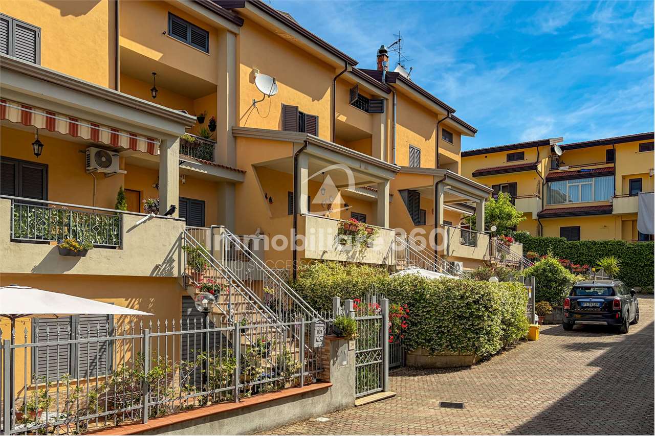 Rovito Affitto Villa
