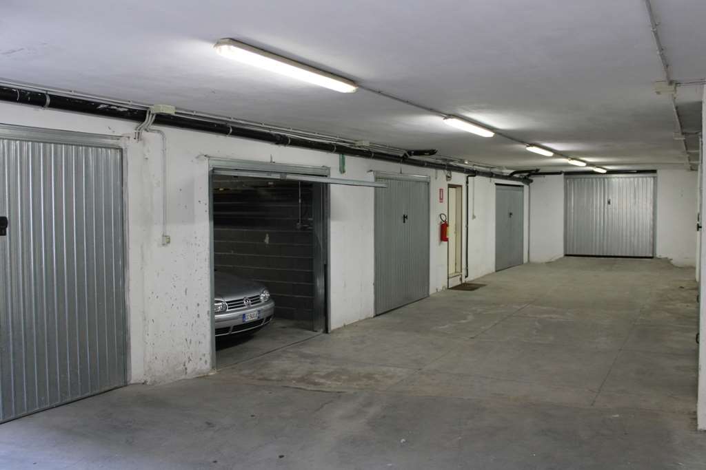 Diano Marina Vendita Garage