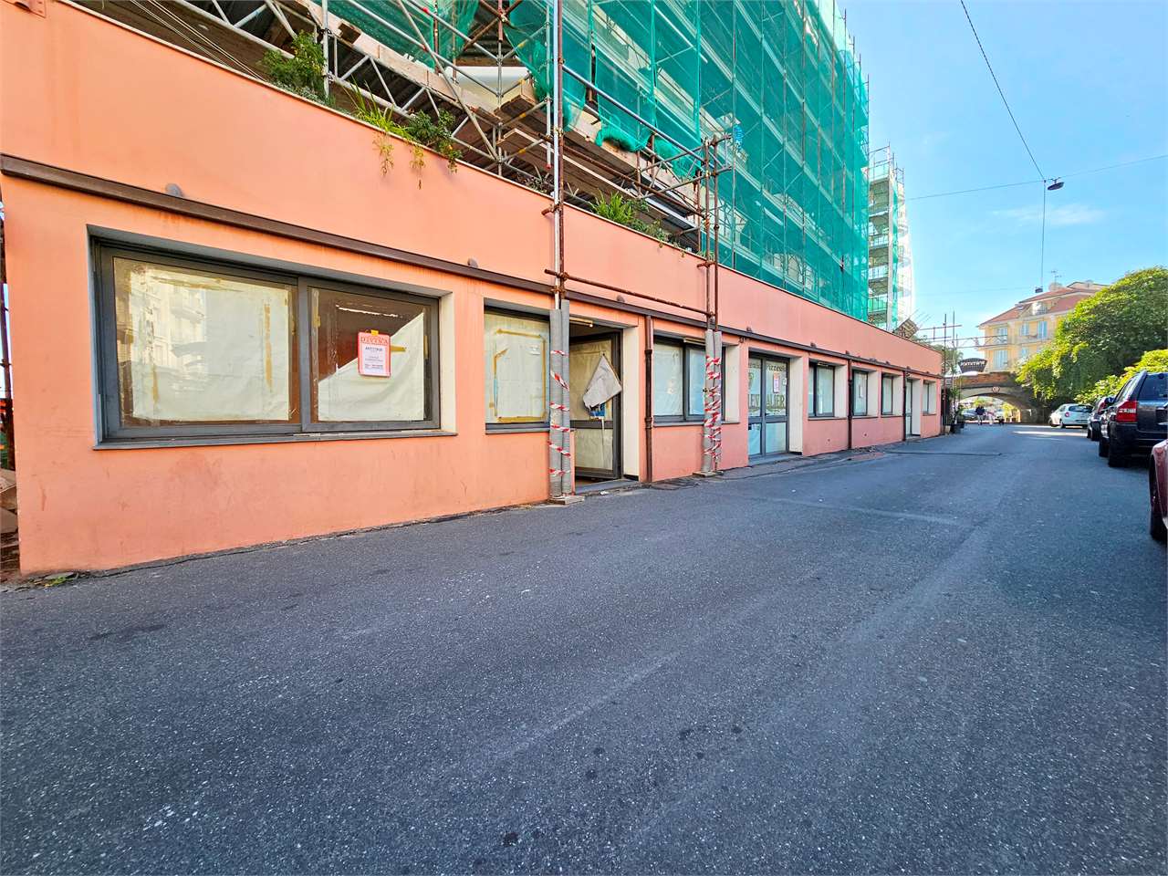 Diano Marina Affitto Negozio