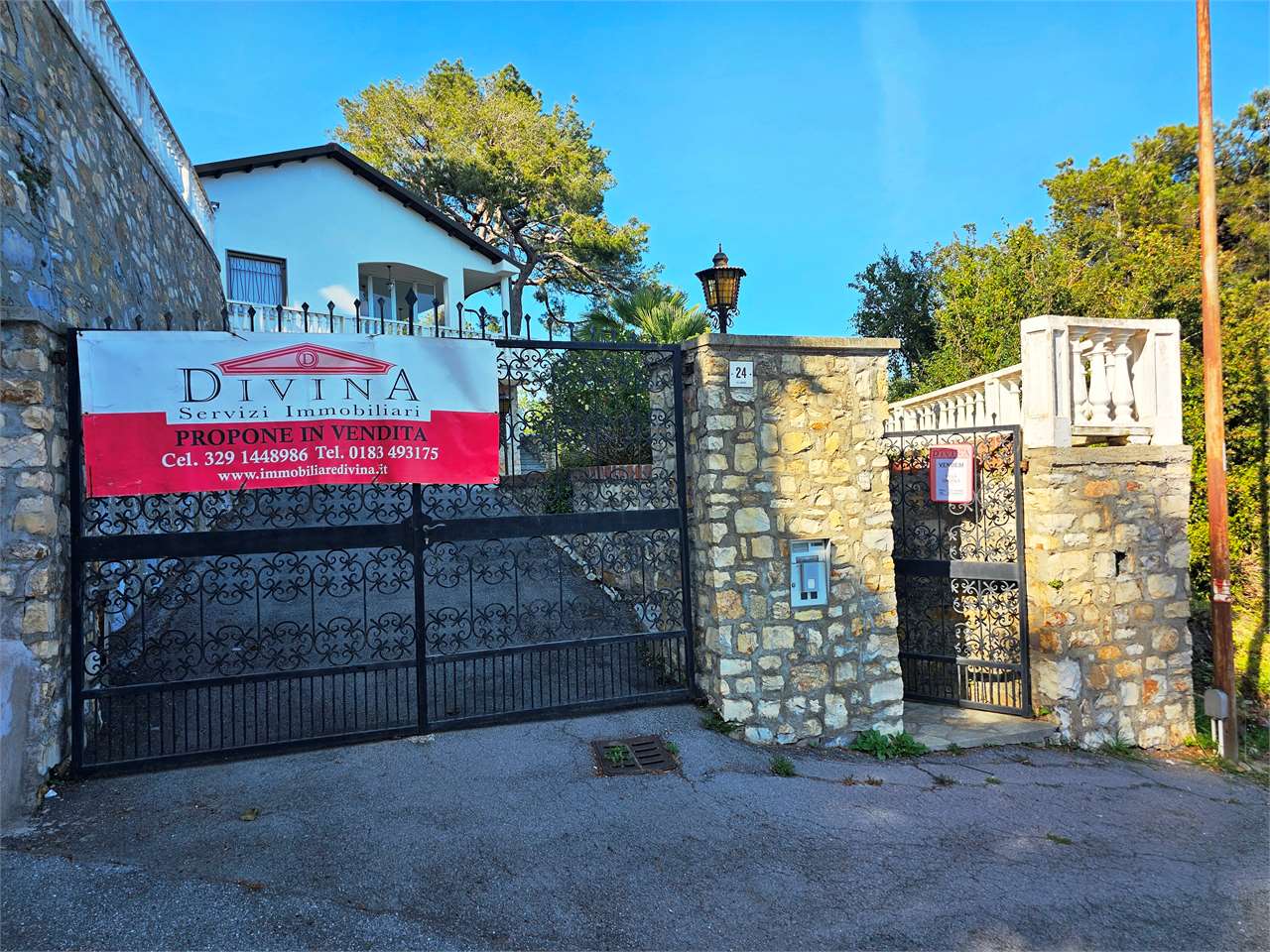 Villa in vendita a Cervo (IM)