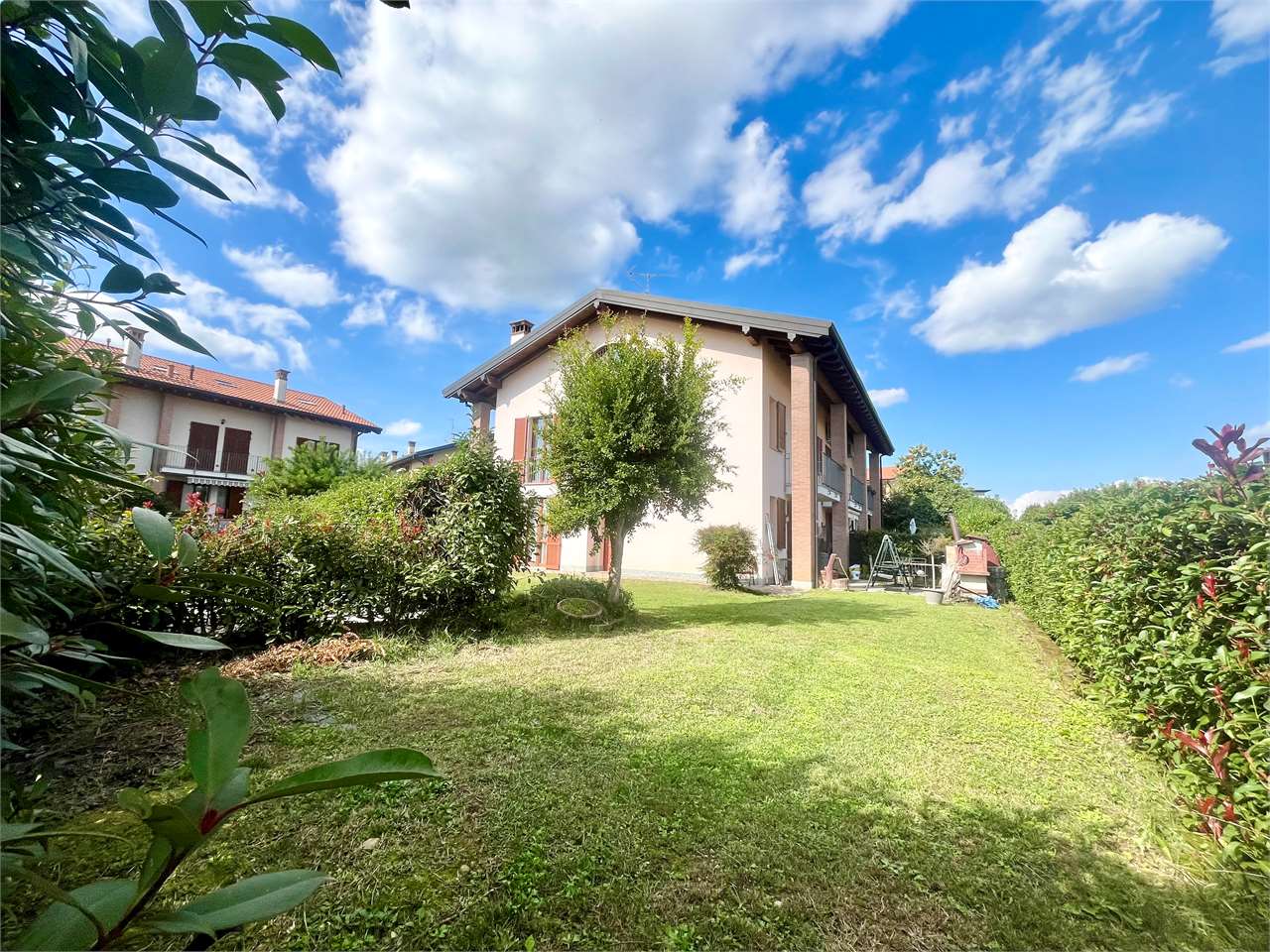 Villa in vendita a Casatenovo (LC)