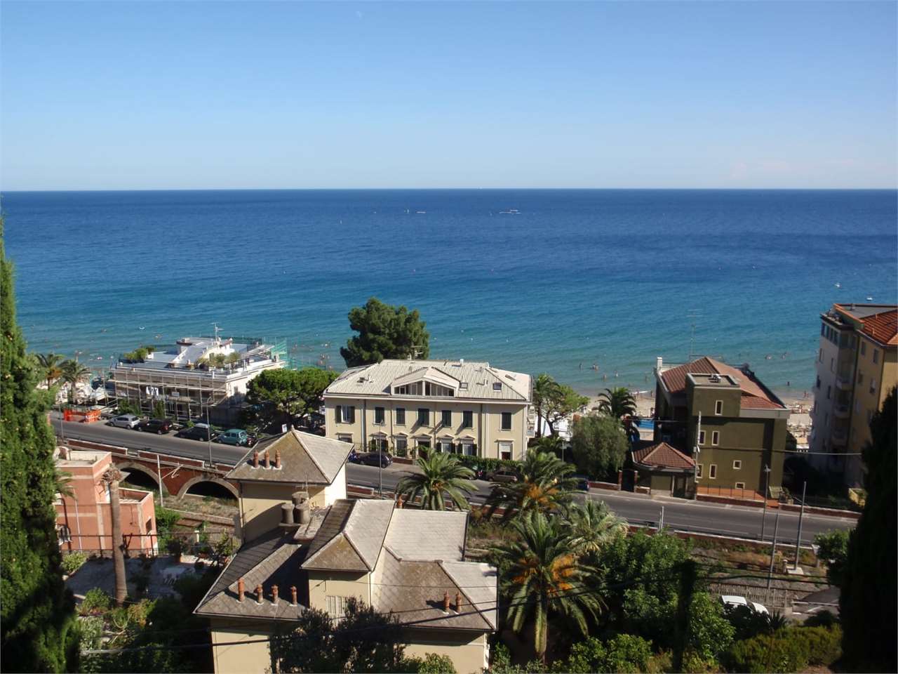 Alassio Vendita Garage