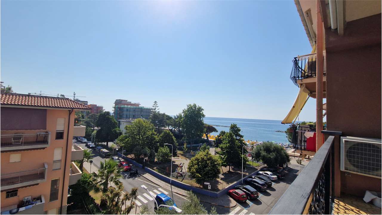 San Bartolomeo al Mare Vendita 1 locale