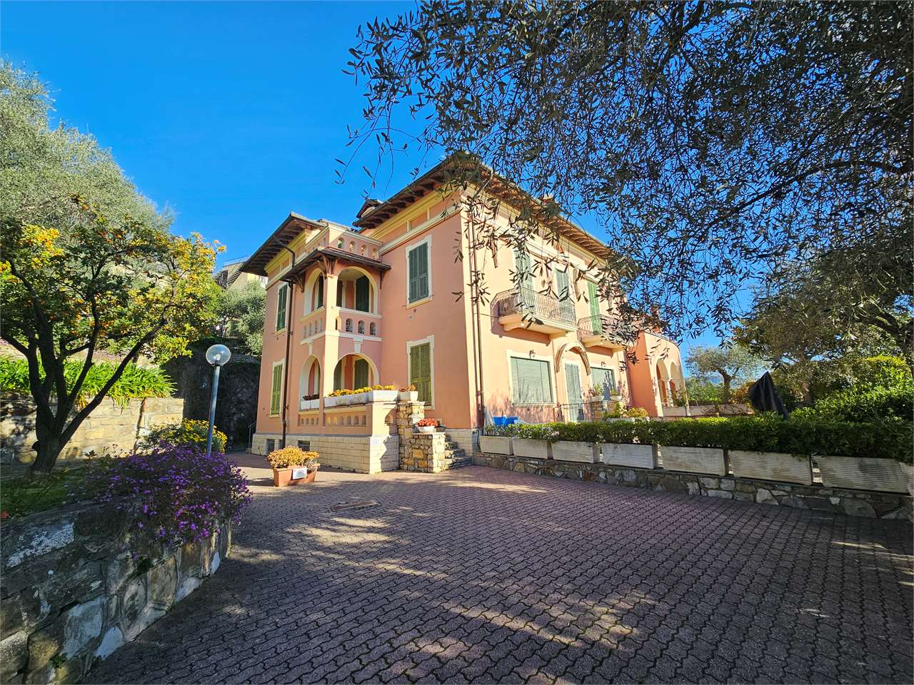 Diano Marina Vendita Porzione Villa