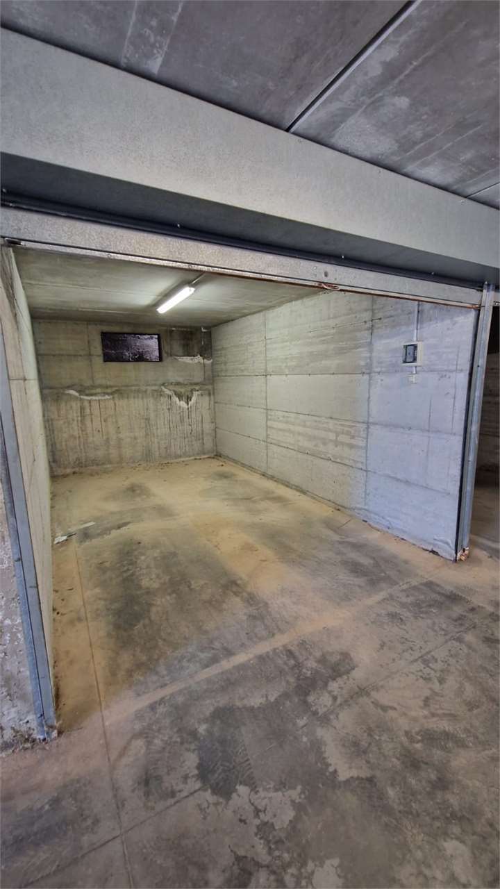 Cervo Vendita Garage