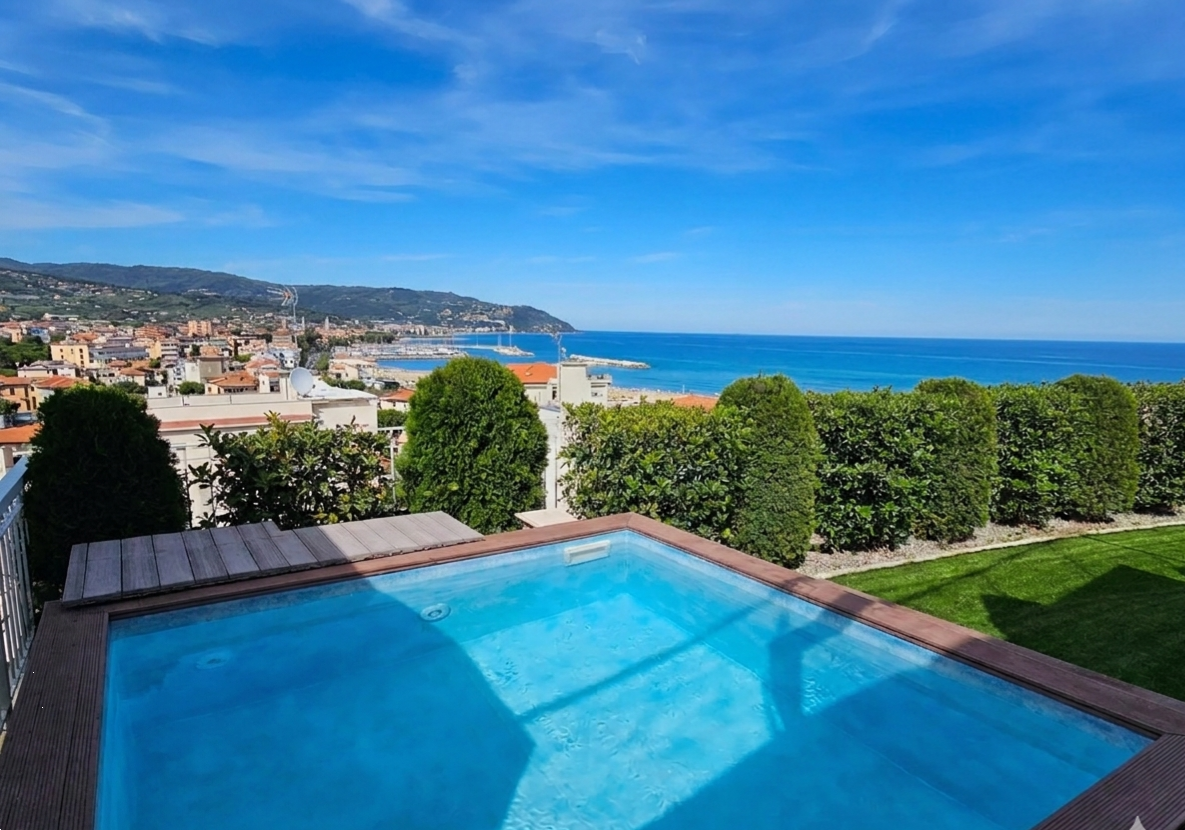 Diano Marina Vendita Villa Bifamiliare