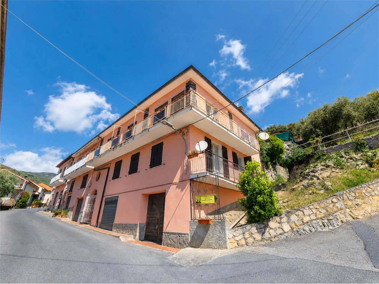 San Bartolomeo al Mare Vendita 4 o più locali