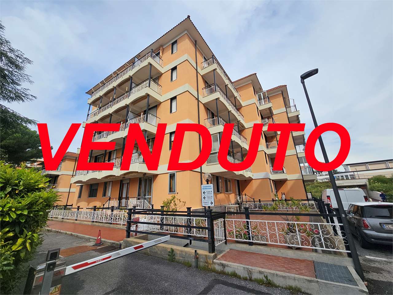 San Bartolomeo al Mare Vendita Garage