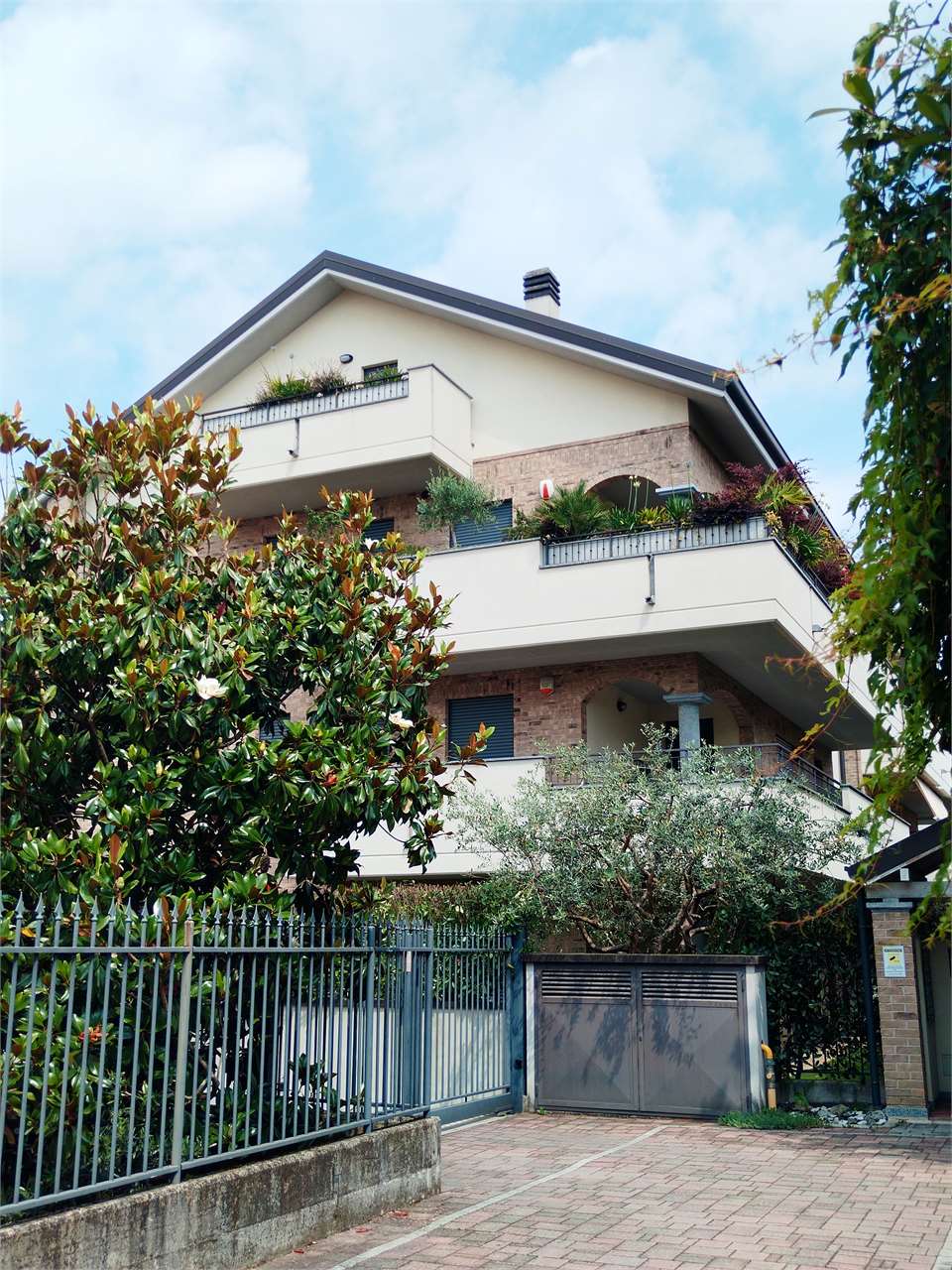 Nova Milanese Vendita 3 locali