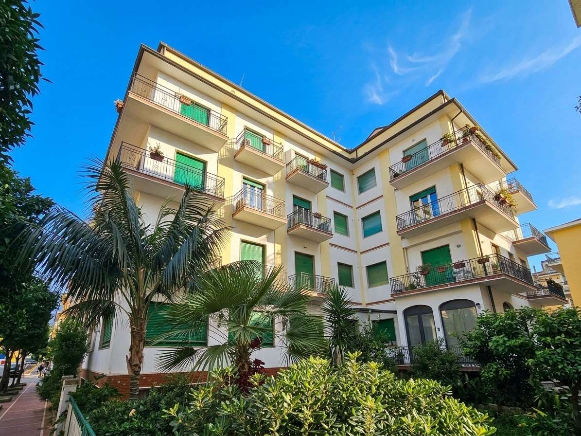 VENDITE Appartamento a Diano Marina – foto 1