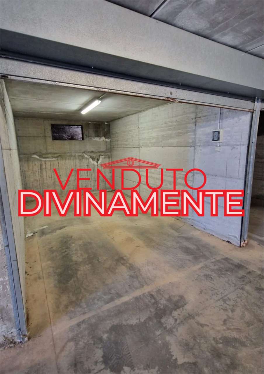 VENDITE Box/Garage/Posto auto a Cervo – foto 1