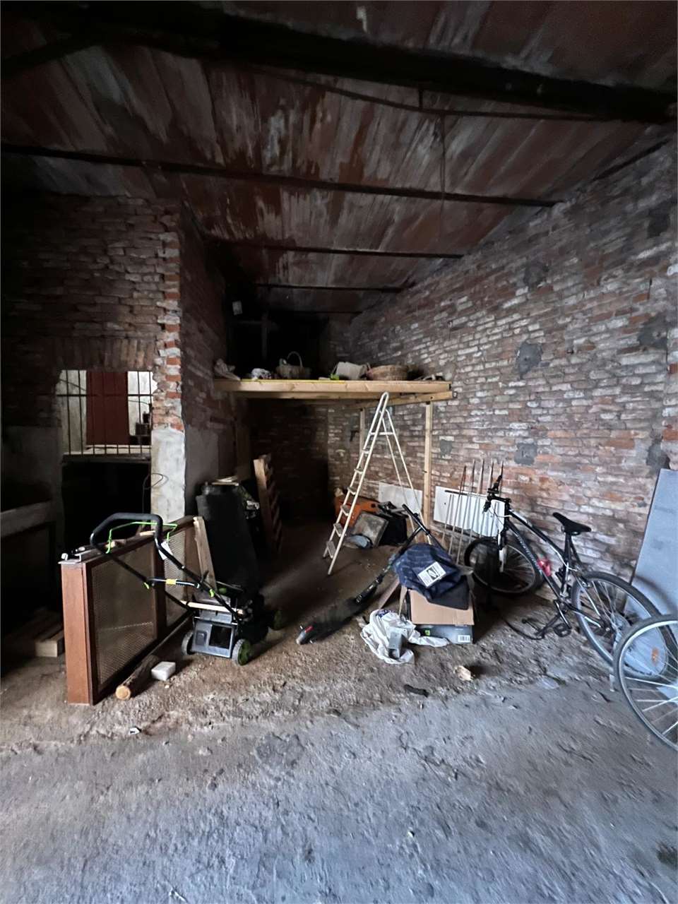 Magazzino in vendita a Montanaro (TO)