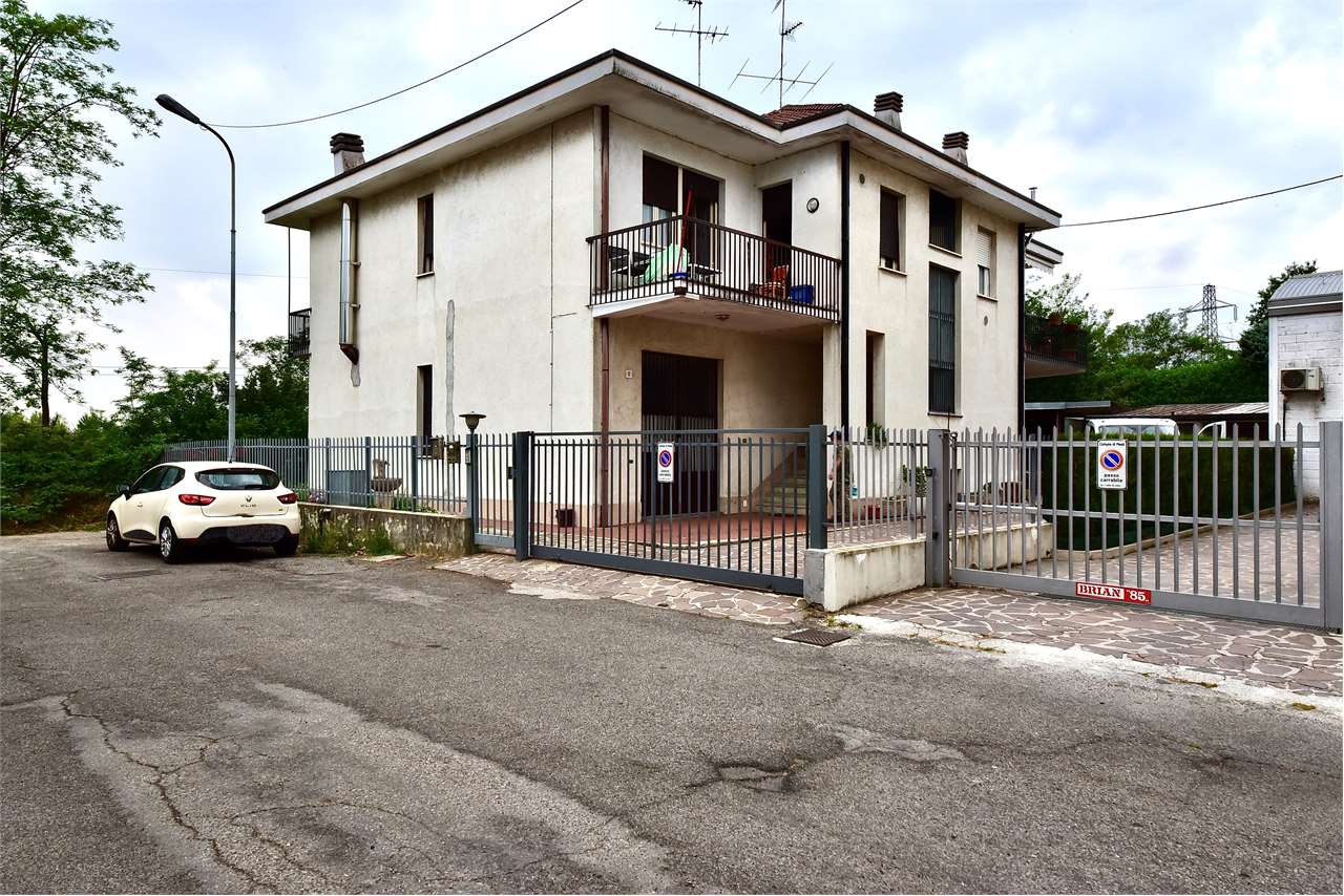 Vendita Villetta Bifamiliare Casa/Villa Meda Via Lazzaretto 12 358869