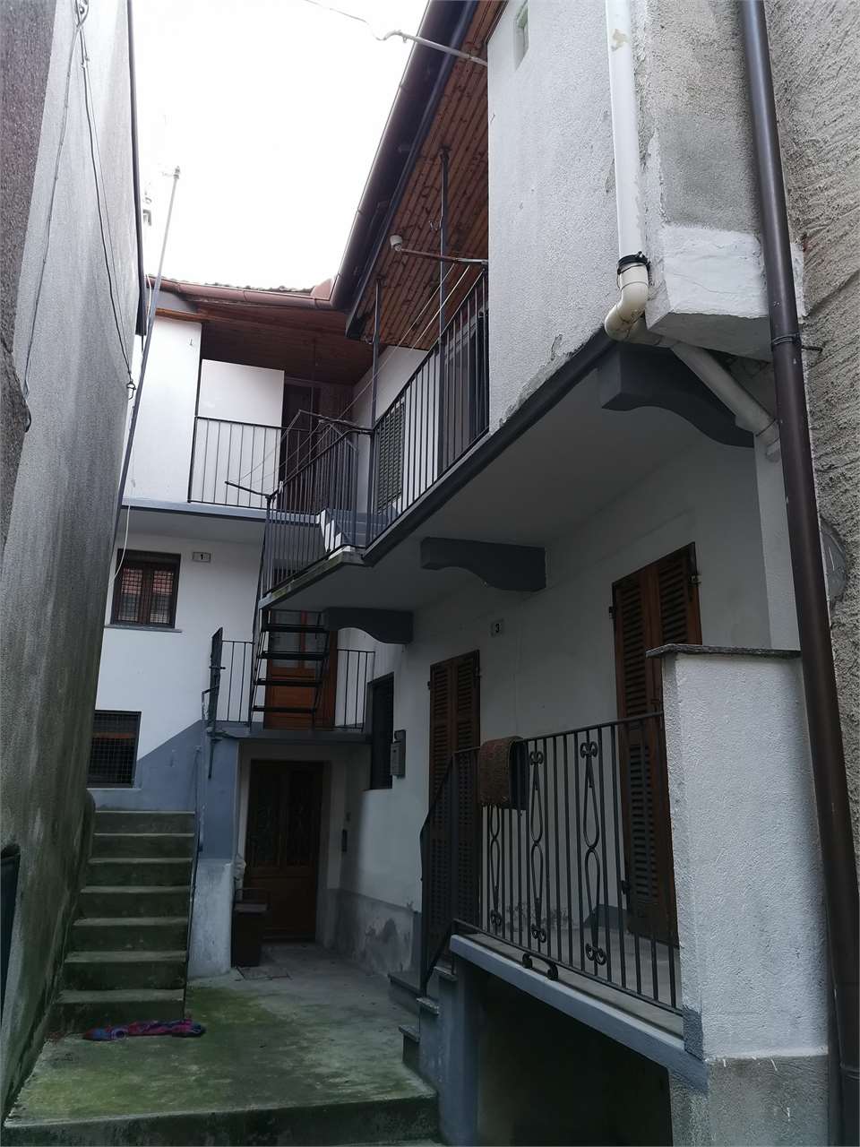 Porzione di casa in vendita in Via Alpi 3, Quarna Sopra