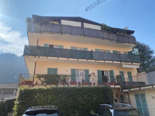 Appartamento in vendita a Como (CO)