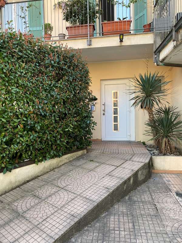 Appartamento in vendita a Como (CO)