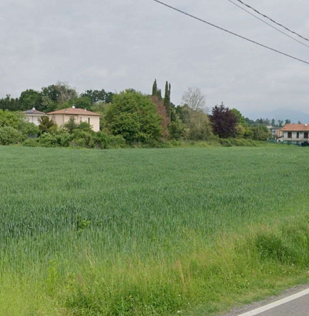 Terreno edificabile in vendita a Beregazzo Con Figliaro (CO)