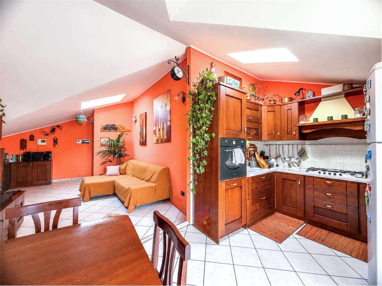 VENDITE Appartamento a Marcallo con Casone – foto 1