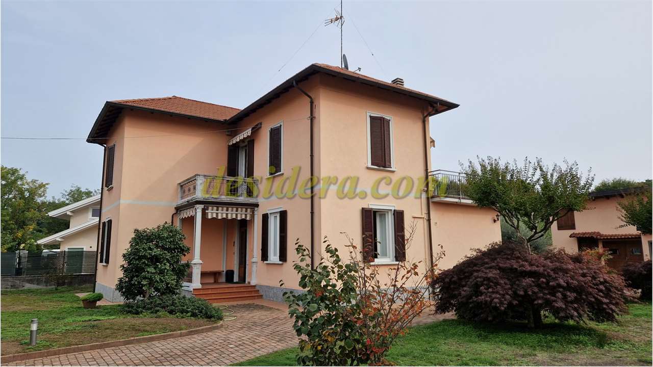 Casa Indipendente in vendita, Castelletto sopra Ticino