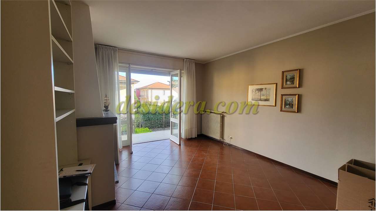 Villa in vendita a Besozzo (VA)
