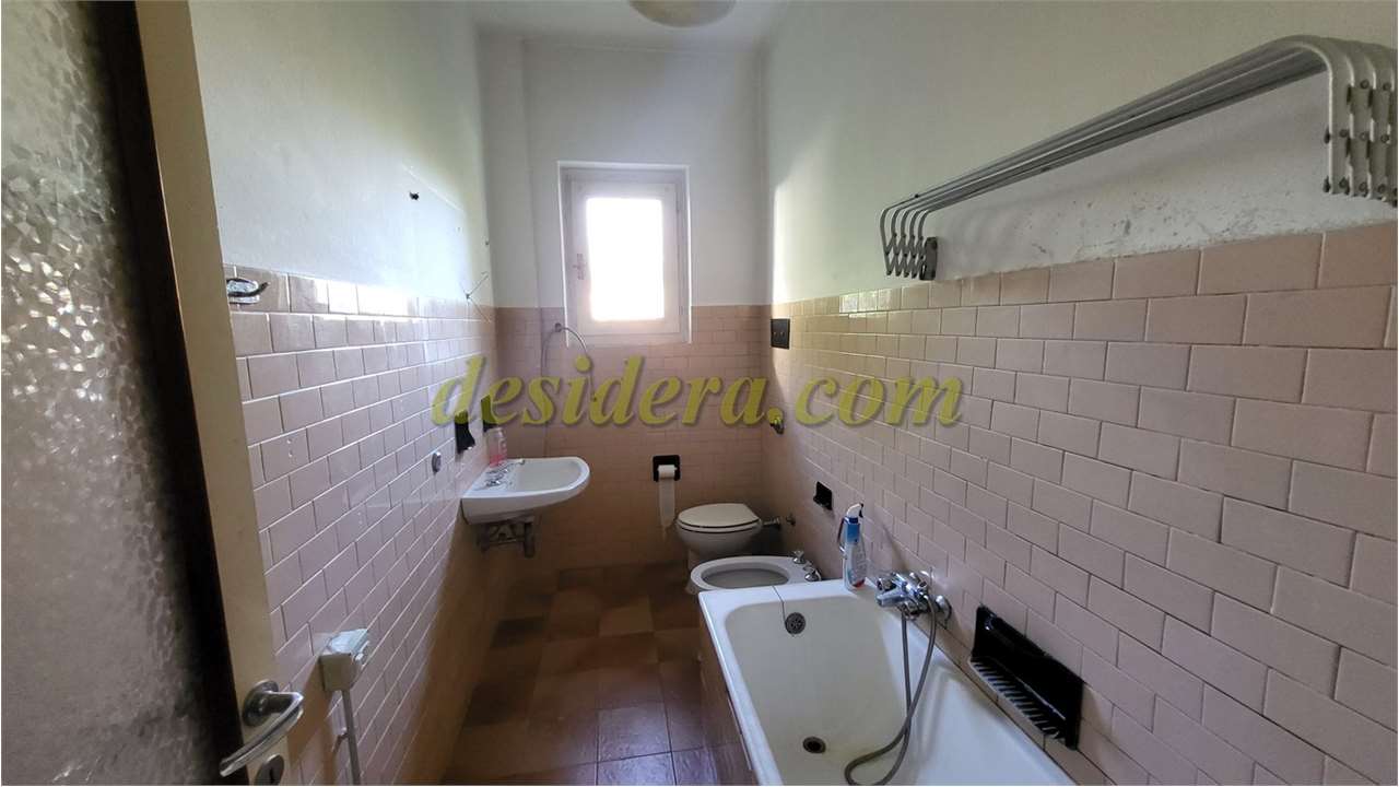 Villa in vendita a Besozzo (VA)
