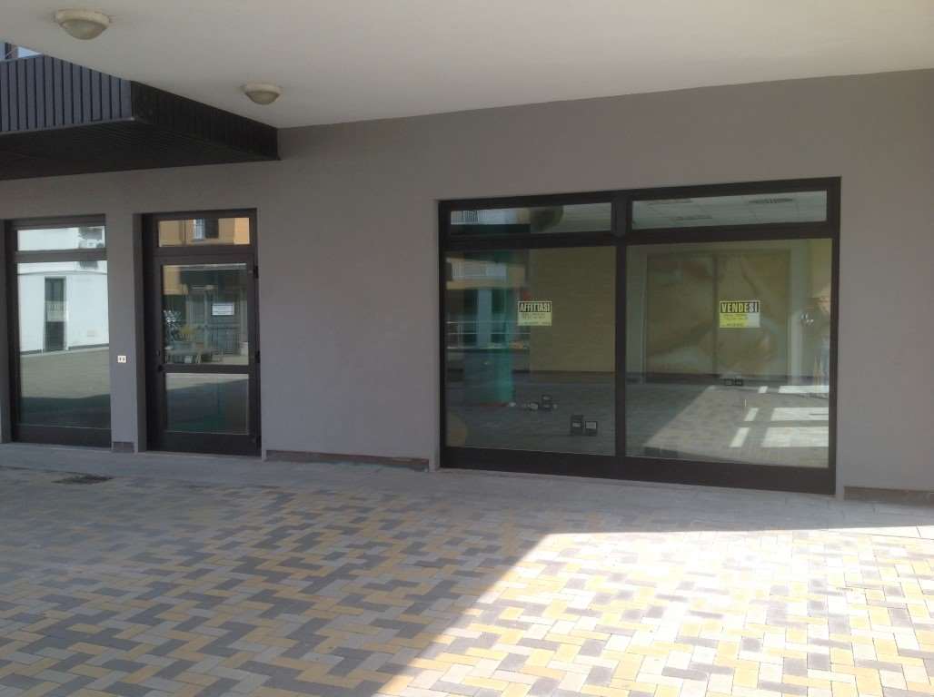 Ufficio in 1 a Sesto Calende (VA)