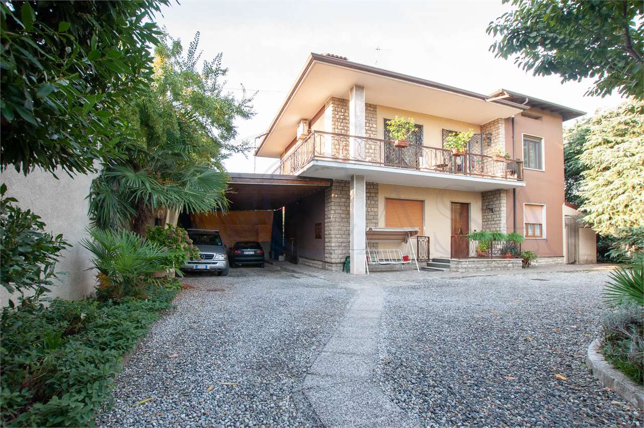 Vendita Casa Indipendente Casa/Villa Palazzolo sull'Oglio via san Giuseppe  380812