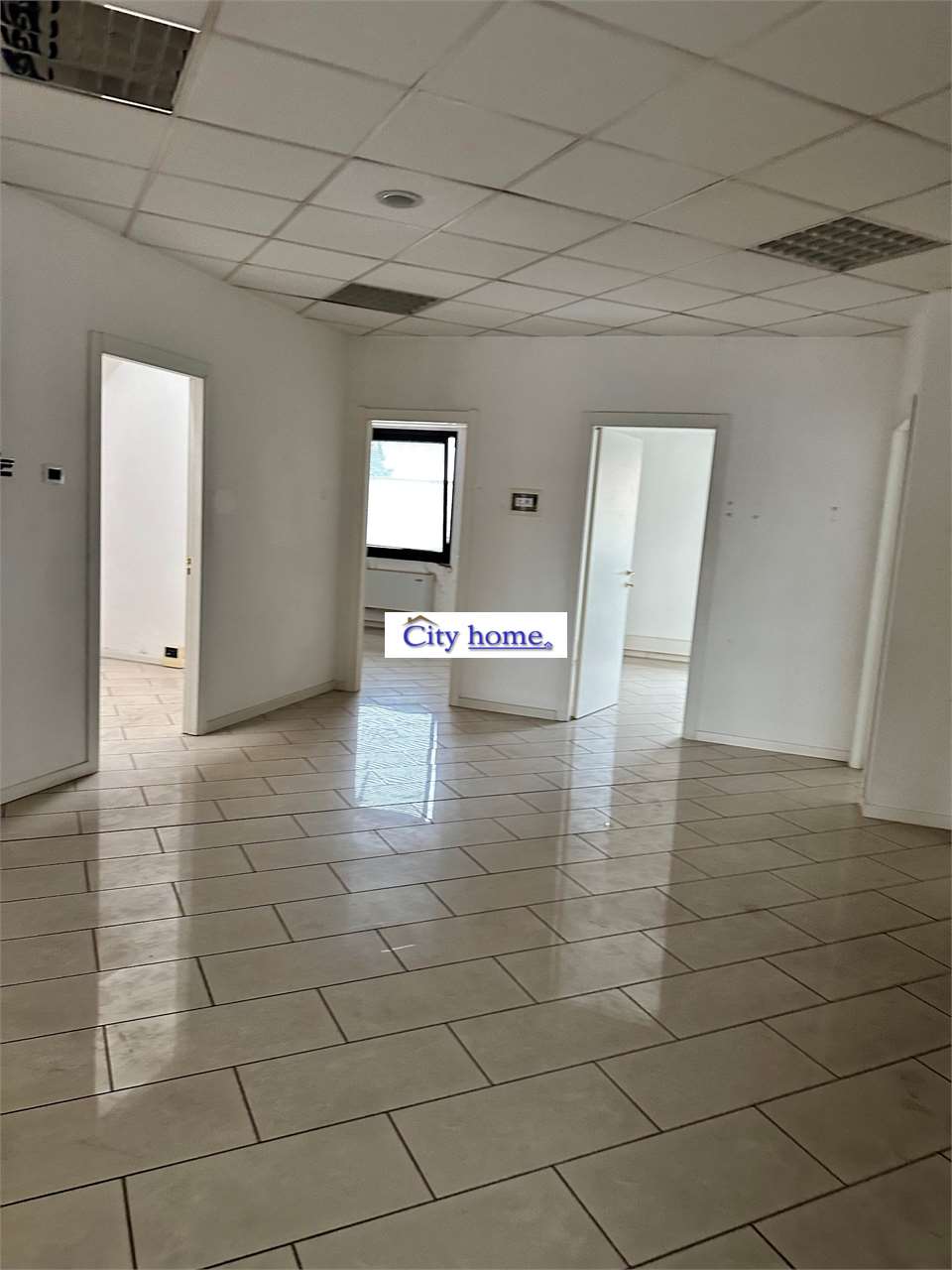 Ufficio in Affitto