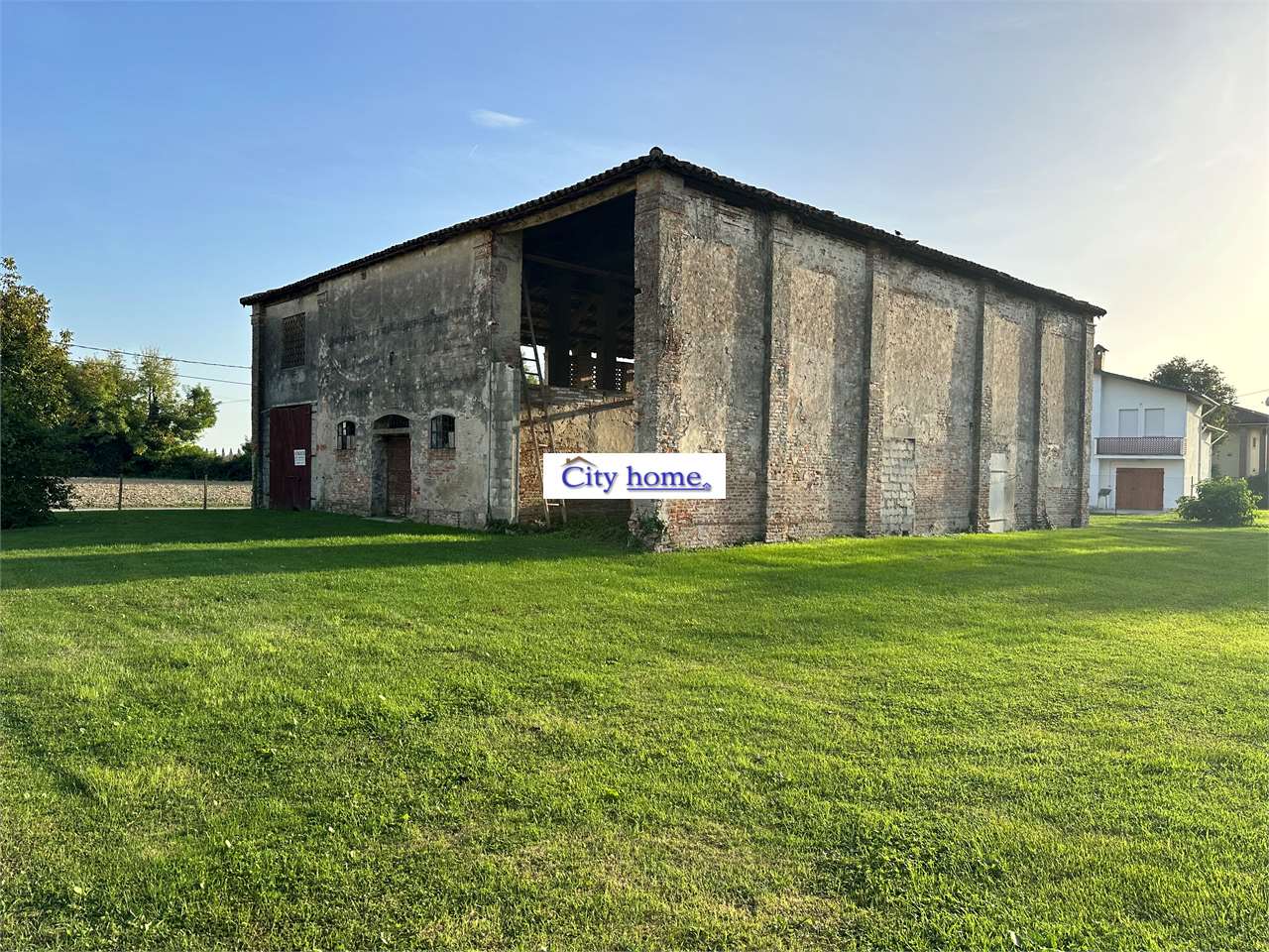 Rustico in Vendita