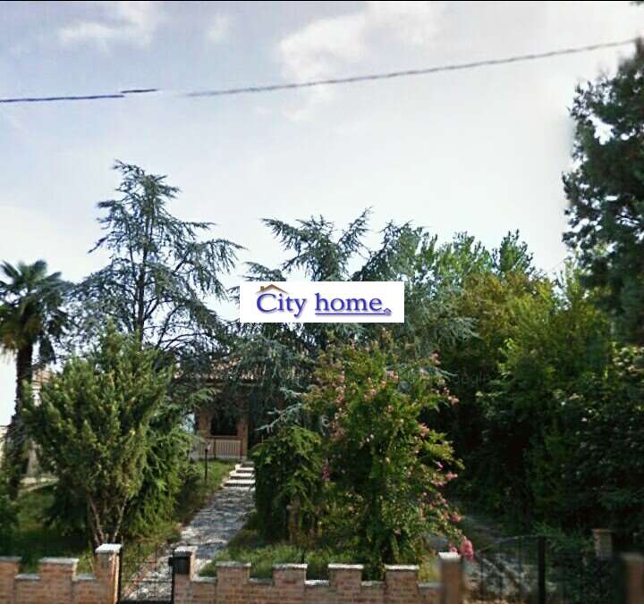 Villa in Affitto