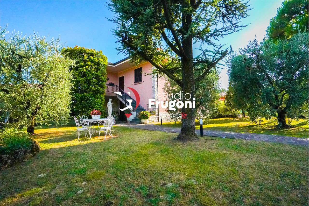 Villa in vendita a Puegnago Del Garda (BS)