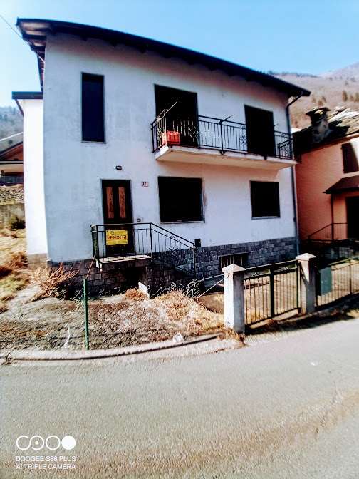 casa in calasca dentro a Calasca-Castiglione