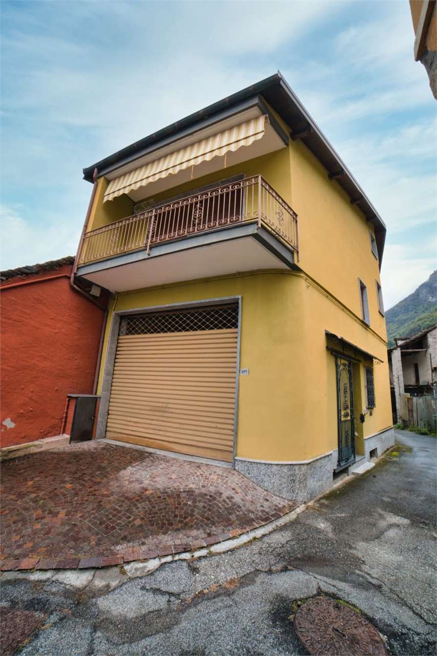 Casa indipendente in vendita a Premosello-chiovenda (VB)