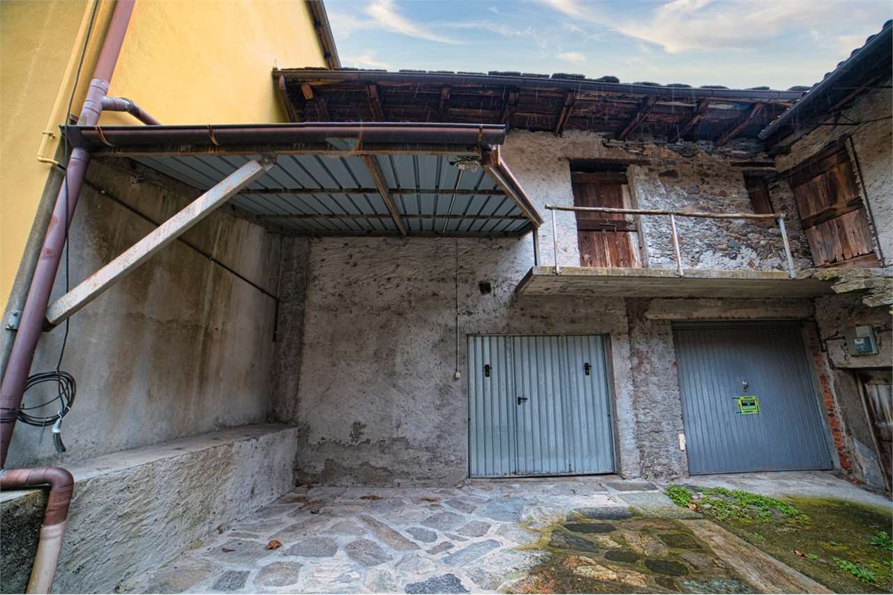 Casa indipendente in vendita a Premosello-chiovenda (VB)