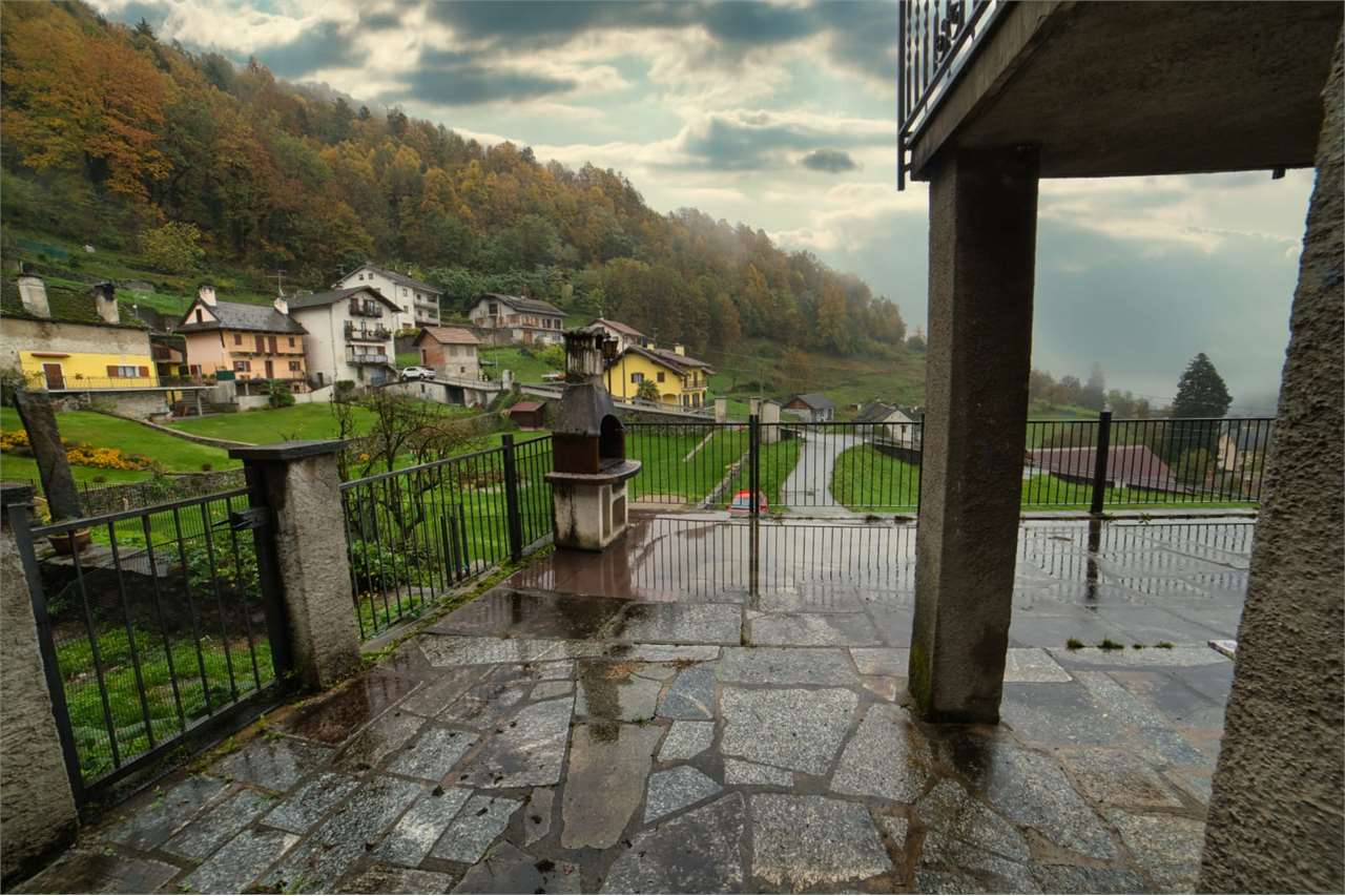 Casa indipendente in vendita a Varzo (VB)