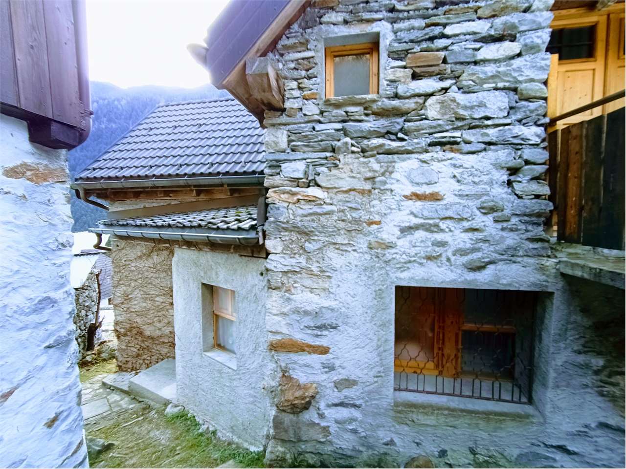 Appartamento in vendita a Ceppo Morelli - foto 2