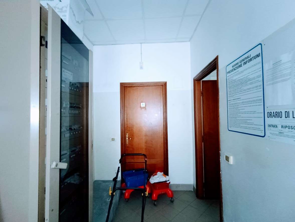 Negozio in vendita a Villadossola (VB)