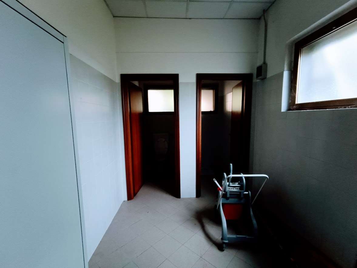 Negozio in vendita a Villadossola (VB)