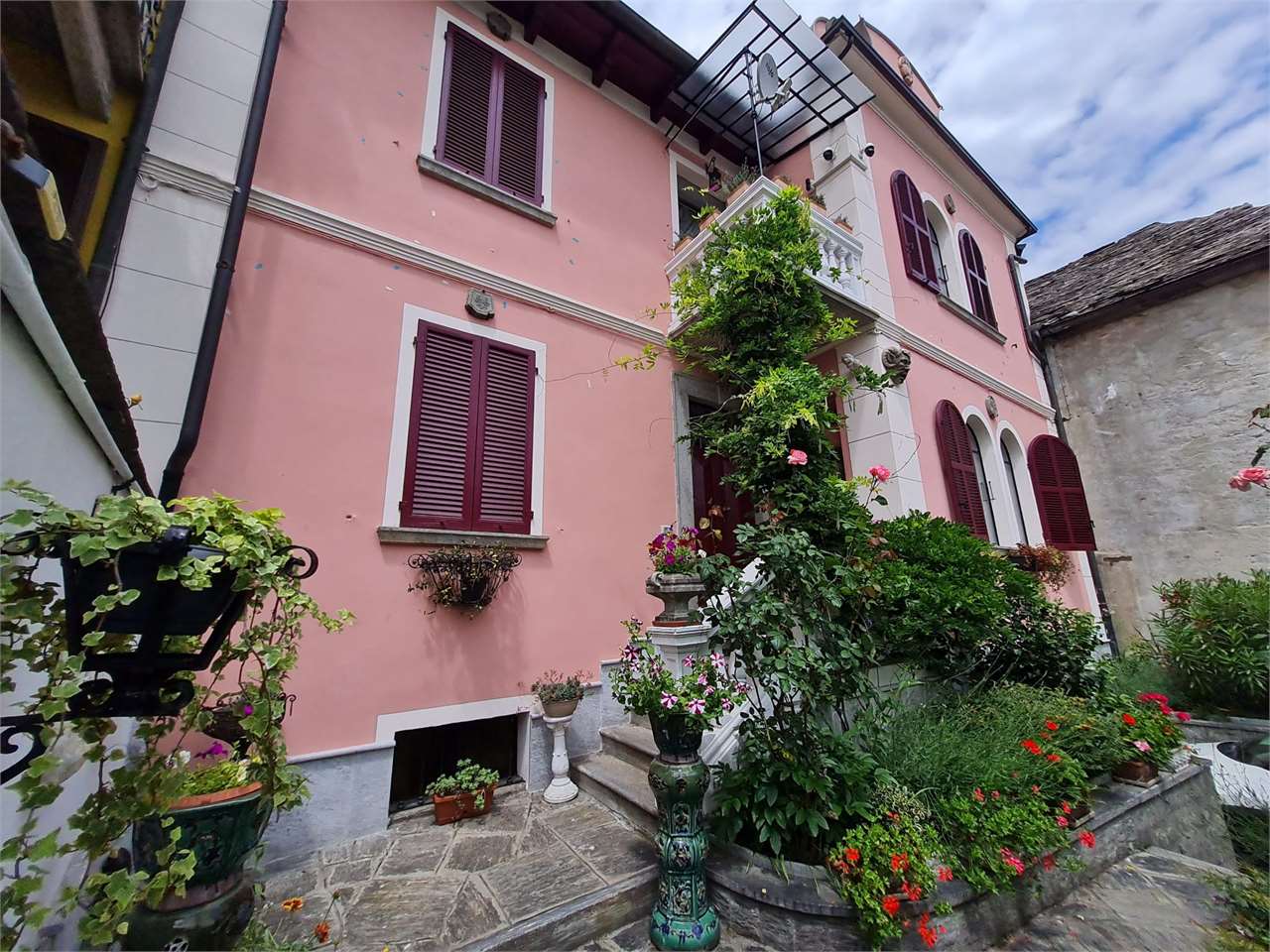 Casa indipendente in vendita a Villadossola (VB)