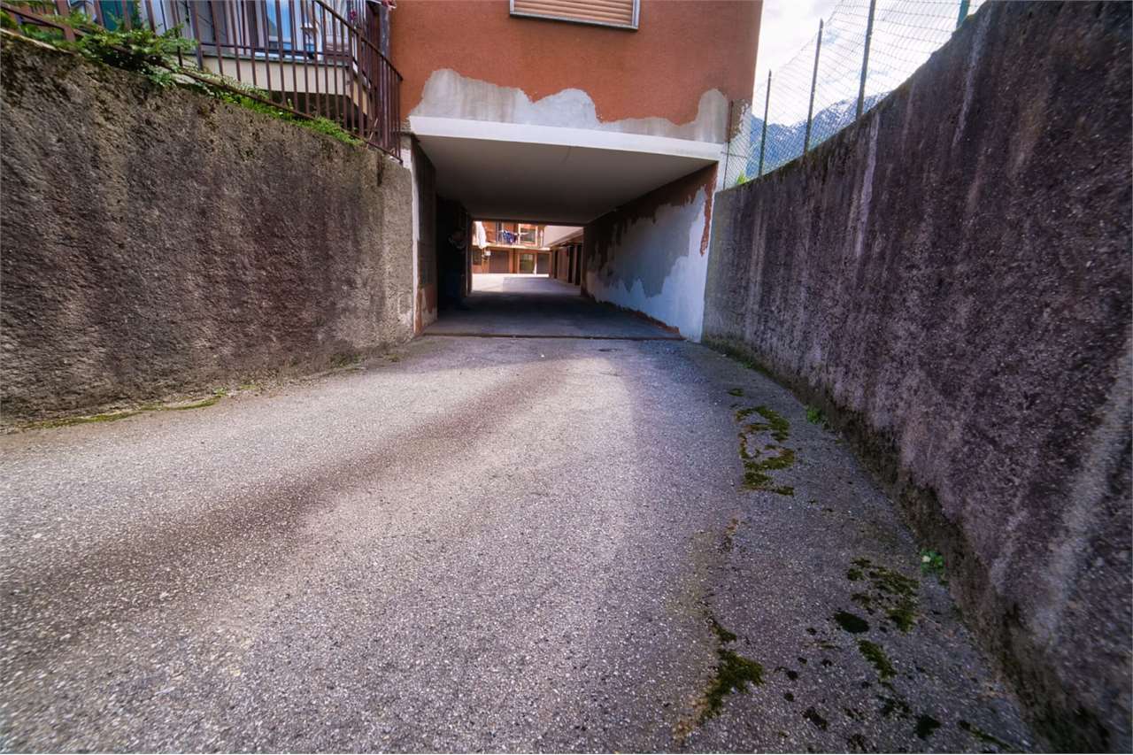 Magazzino in vendita a Piedimulera (VB)