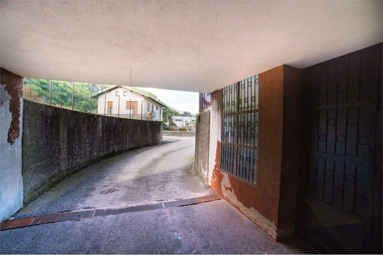 Magazzino in vendita a Piedimulera (VB)