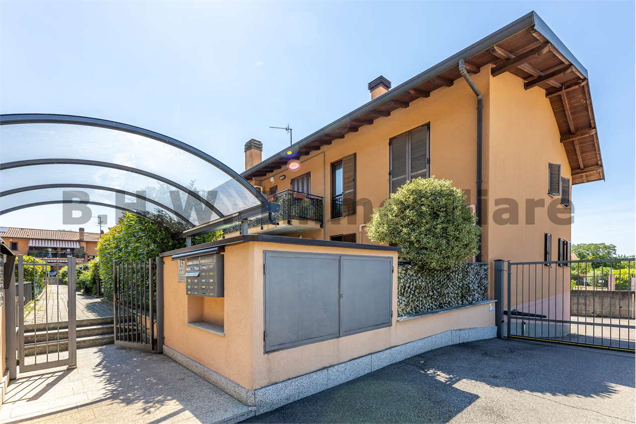VENDITE Appartamento a Comerio – foto 1