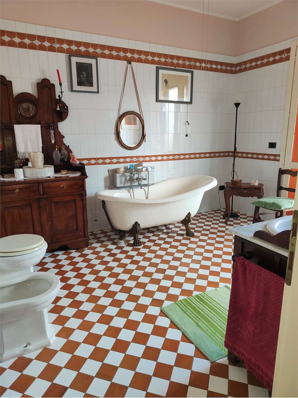 VIlla a schiera su tre livelli con piscina a Lecce - foto 2