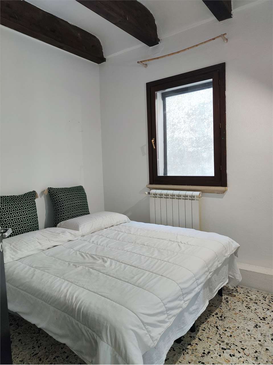 Zona leuca arredato 3 letto ristrutturato a Lecce - foto 10