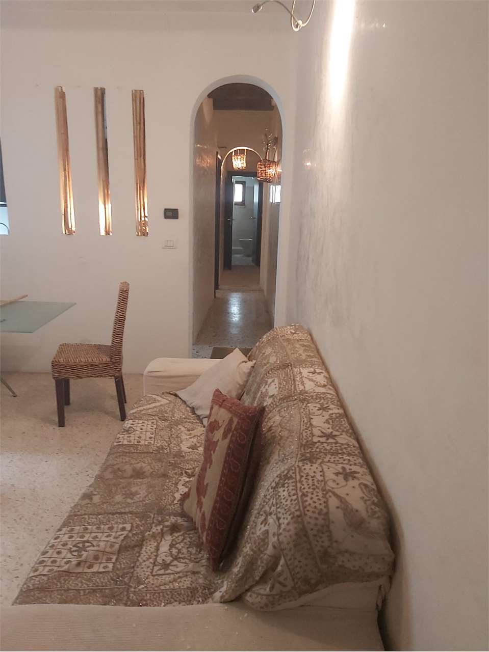 Zona leuca arredato 3 letto ristrutturato a Lecce - foto 12
