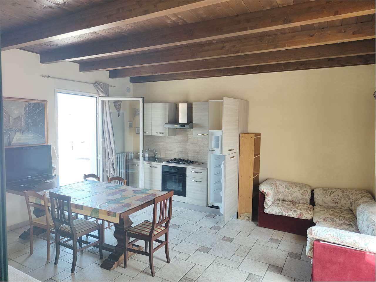 Bilocale con terrazzo a livello a Lecce - foto 3